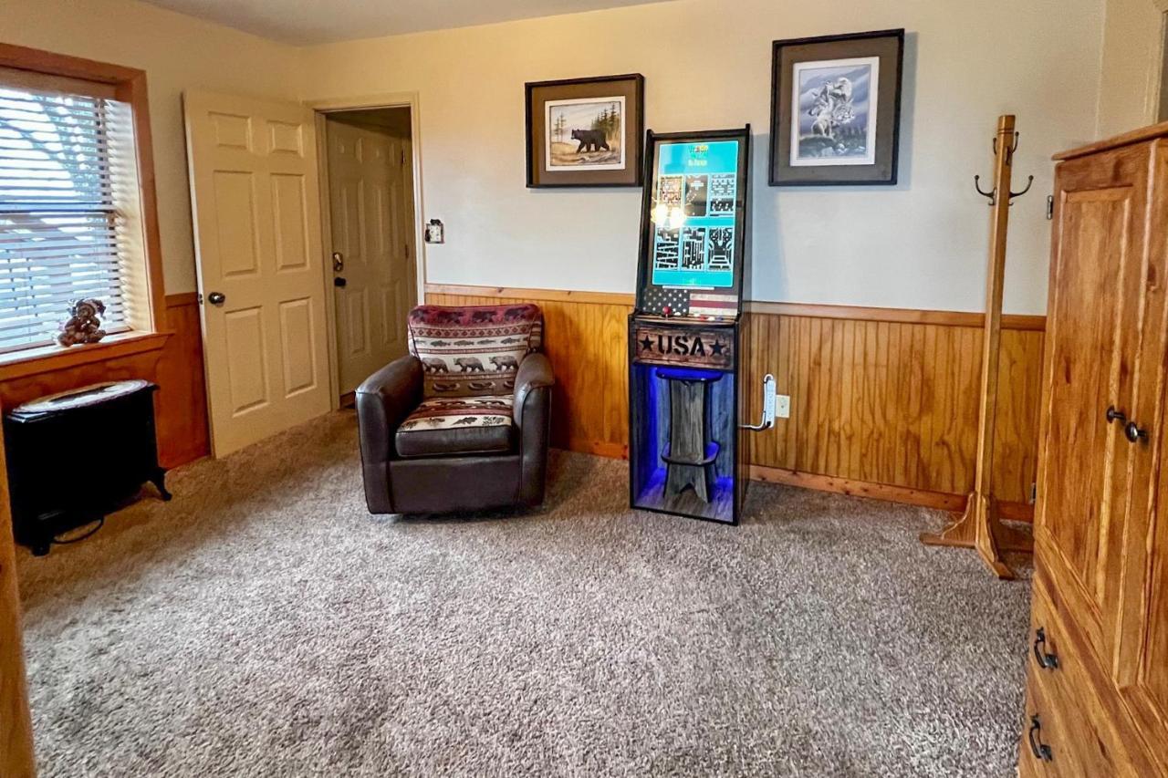 Smoky Mountain Retreat With Hot Tub, Arcade Games Pigeon Forge Exterior foto